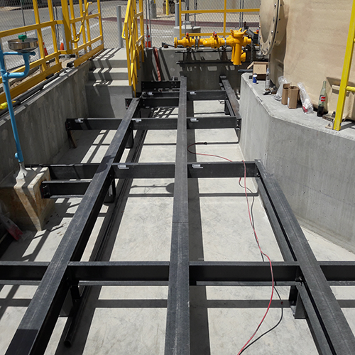 Plataforma con Barandales en Tanque Químico 2